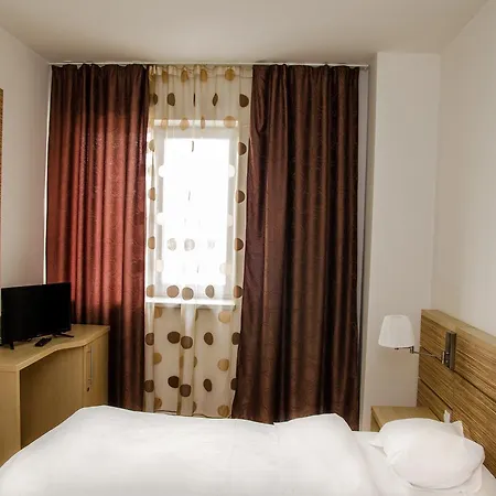 Exclusive Apartment *